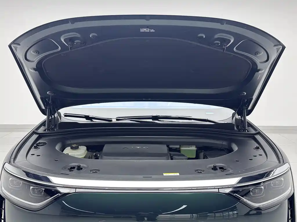 AITO Aito M8 2025 Extended Range Max+ 53.4kWh 6-seater 2025 - thumbnail 17