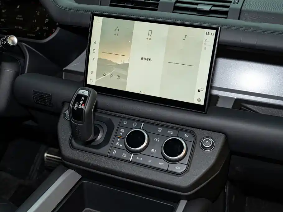 Land Rover Land Rover Defender 2024 110 5.0T V8 2025 - thumbnail 13