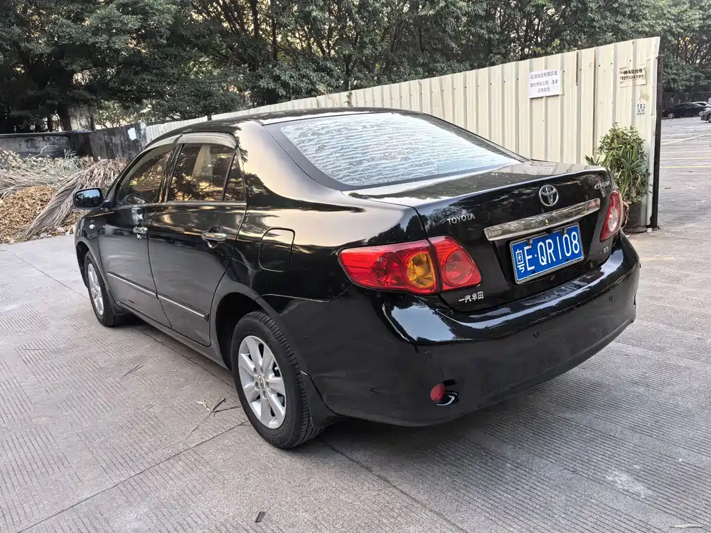 Toyota Toyota Corolla 2009 1.6L Automatic GL Sunroof Special Edition 2010 - thumbnail 5