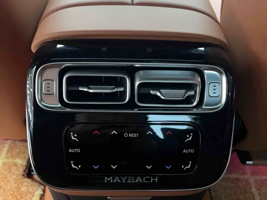 Mercedes-Benz Maybach S-Class 2021 S 480 4MATIC 2021 - thumbnail 10