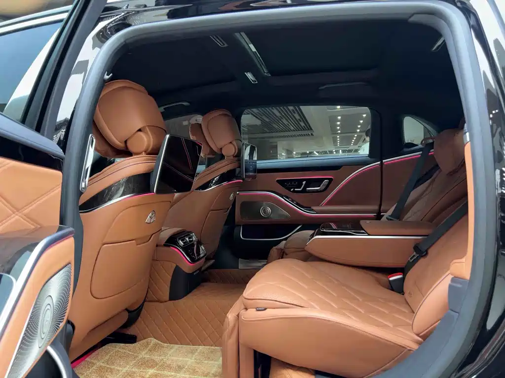 Mercedes-Benz Maybach S-Class 2021 S 480 4MATIC 2021 - thumbnail 12