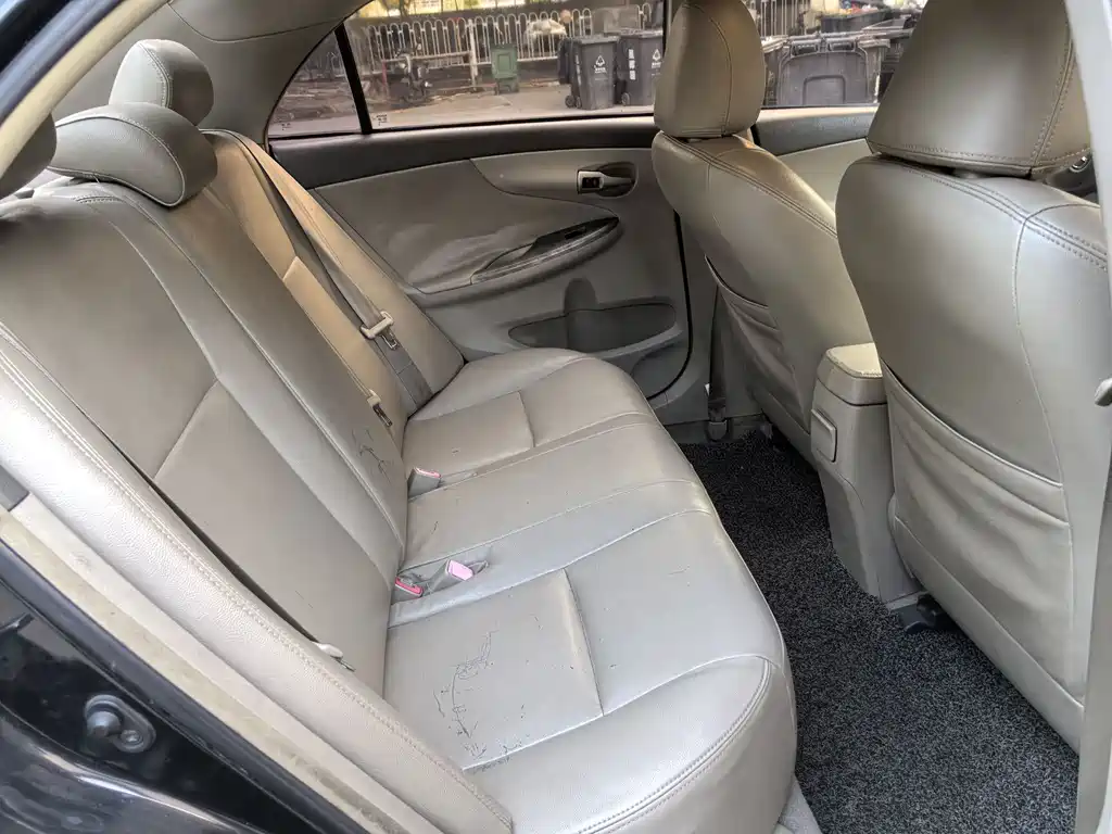 Toyota Toyota Corolla 2009 1.6L Automatic GL Sunroof Special Edition 2010 - thumbnail 10