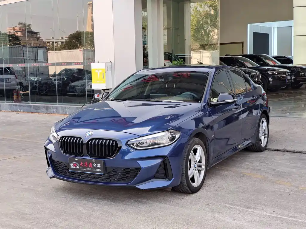 BMW BMW 1 Series 2023 120i M Sport Shadow Edition 2023