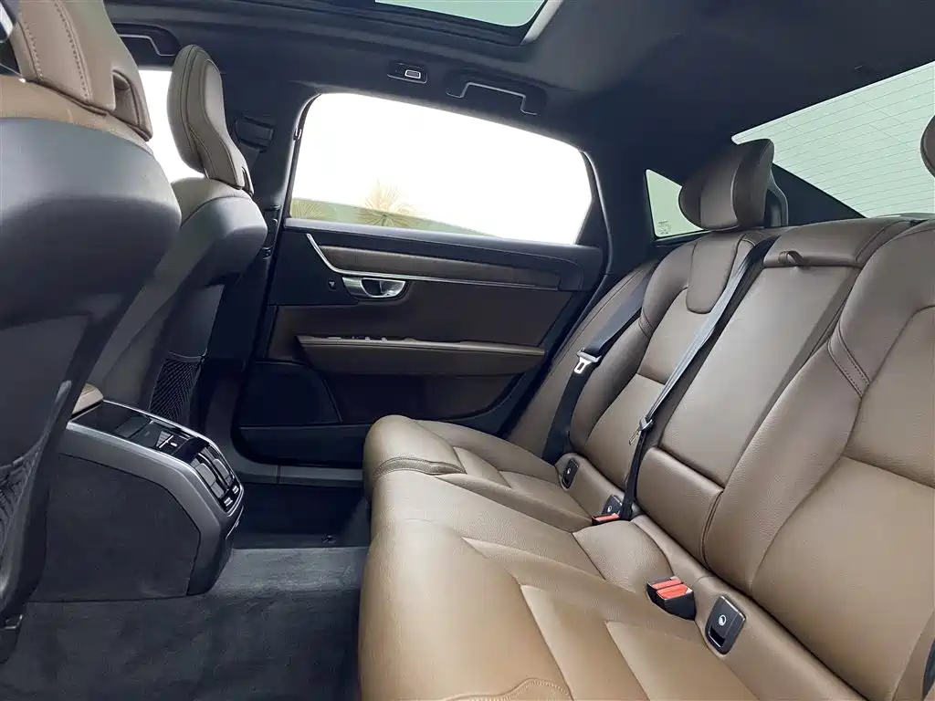 Volvo Volvo S90 2023 B5 Intelligent Luxury Edition 2023 - thumbnail 9