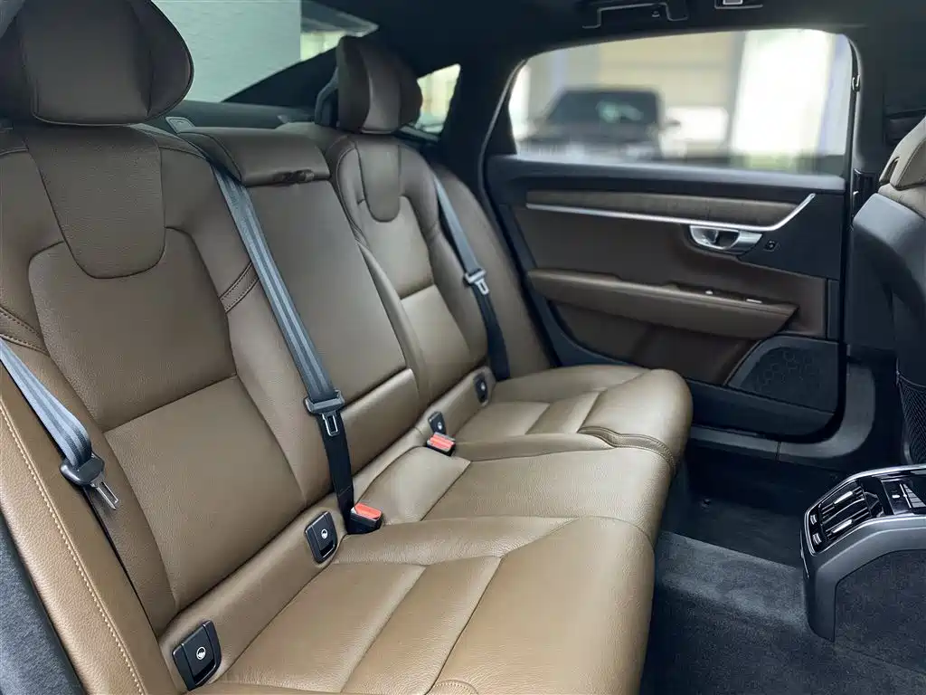 Volvo Volvo S90 2023 B5 Intelligent Luxury Edition 2023 - thumbnail 13