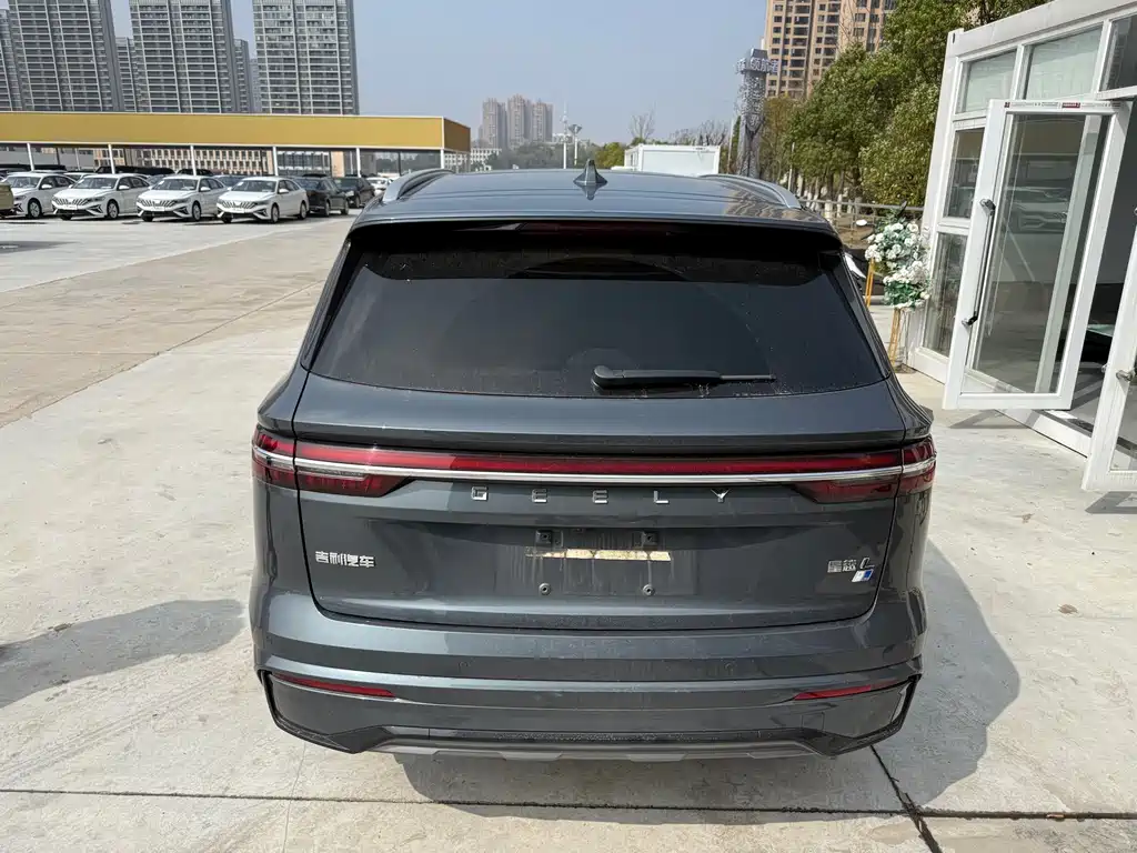 Geely Auto Xingyue L 2022 1.5T Raython Hi·F Hybrid Version Super Rui 2023 - thumbnail 2