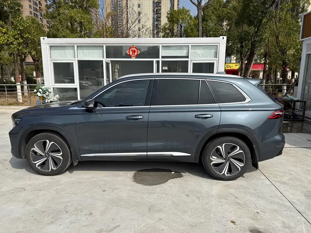 Geely Auto Xingyue L 2022 1.5T Raython Hi·F Hybrid Version Super Rui 2023 - thumbnail 3