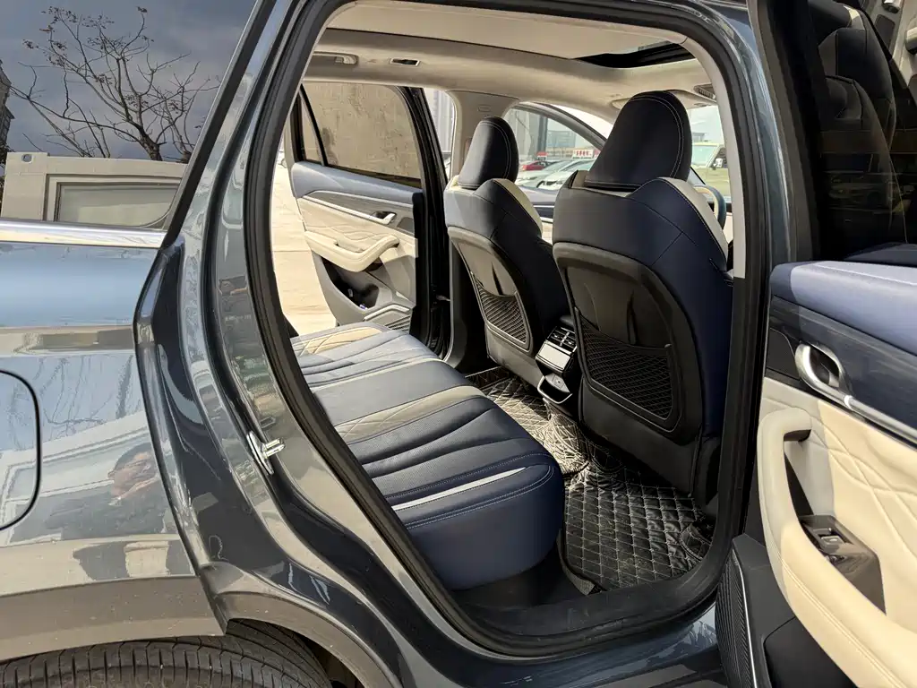 Geely Auto Xingyue L 2022 1.5T Raython Hi·F Hybrid Version Super Rui 2023 - thumbnail 7