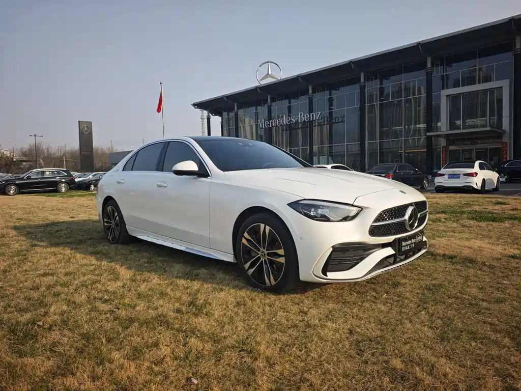 Mercedes-Benz Mercedes-Benz C-Class Plug-in Hybrid 2025 C 350 eL 2024 - thumbnail 3
