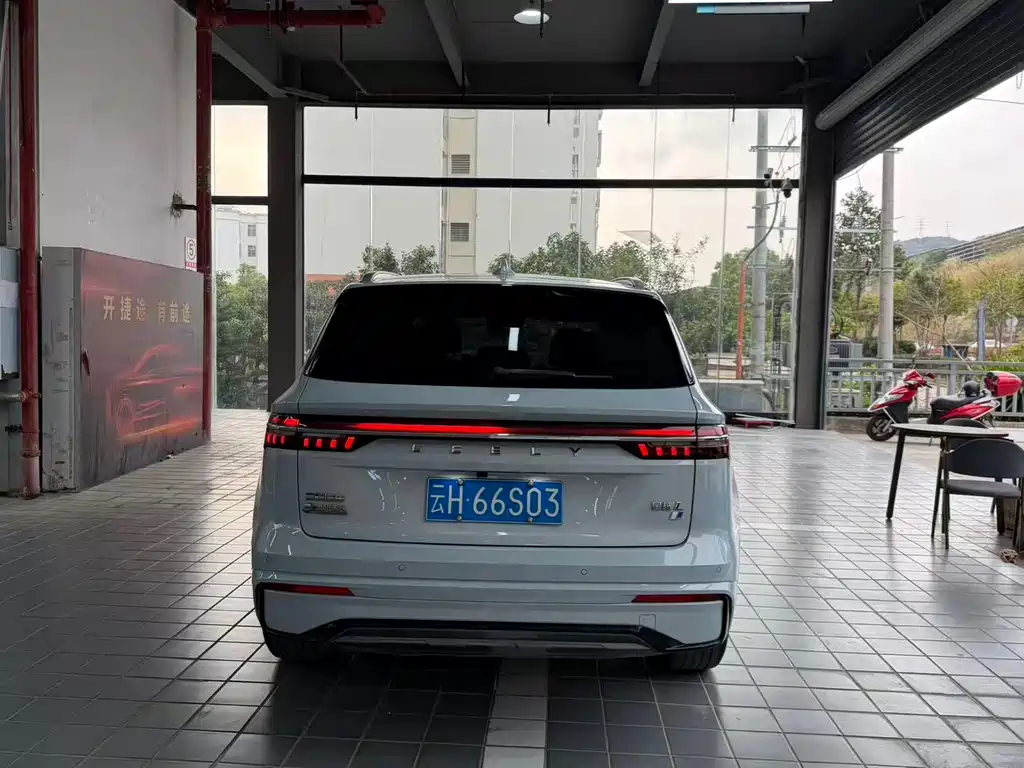 Geely Automobile Xingyue L 2022 1.5T Leishen Hi·F Hybrid Super Swift 2023 - thumbnail 17