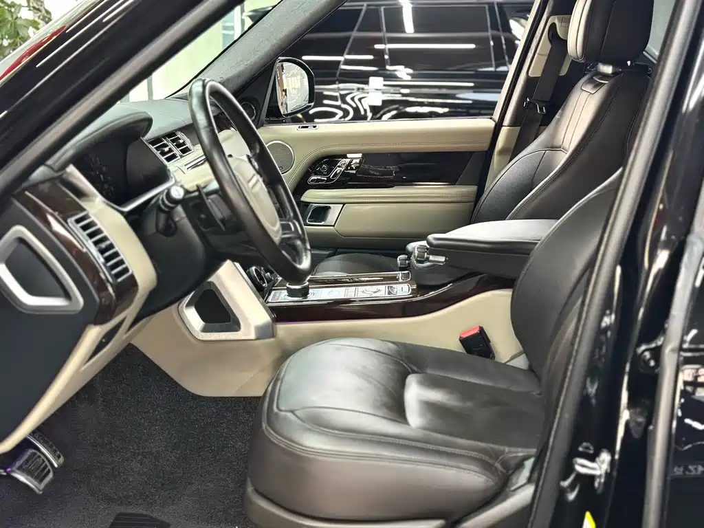 Land Rover Range Rover 2020 3.0 L6 Autobiography 2020 - thumbnail 4