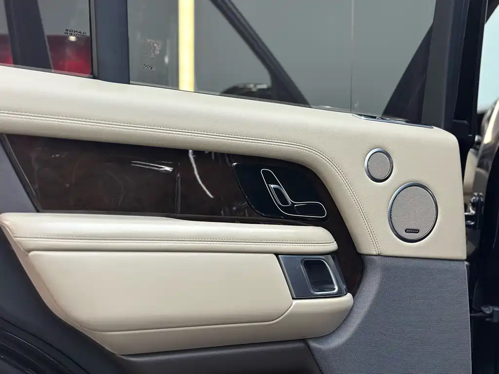 Land Rover Range Rover 2020 3.0 L6 Autobiography 2020 - thumbnail 9