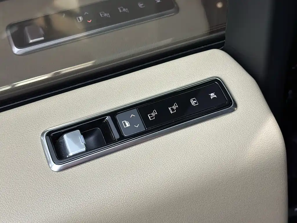 Land Rover Range Rover 2020 3.0 L6 Autobiography 2020 - thumbnail 23