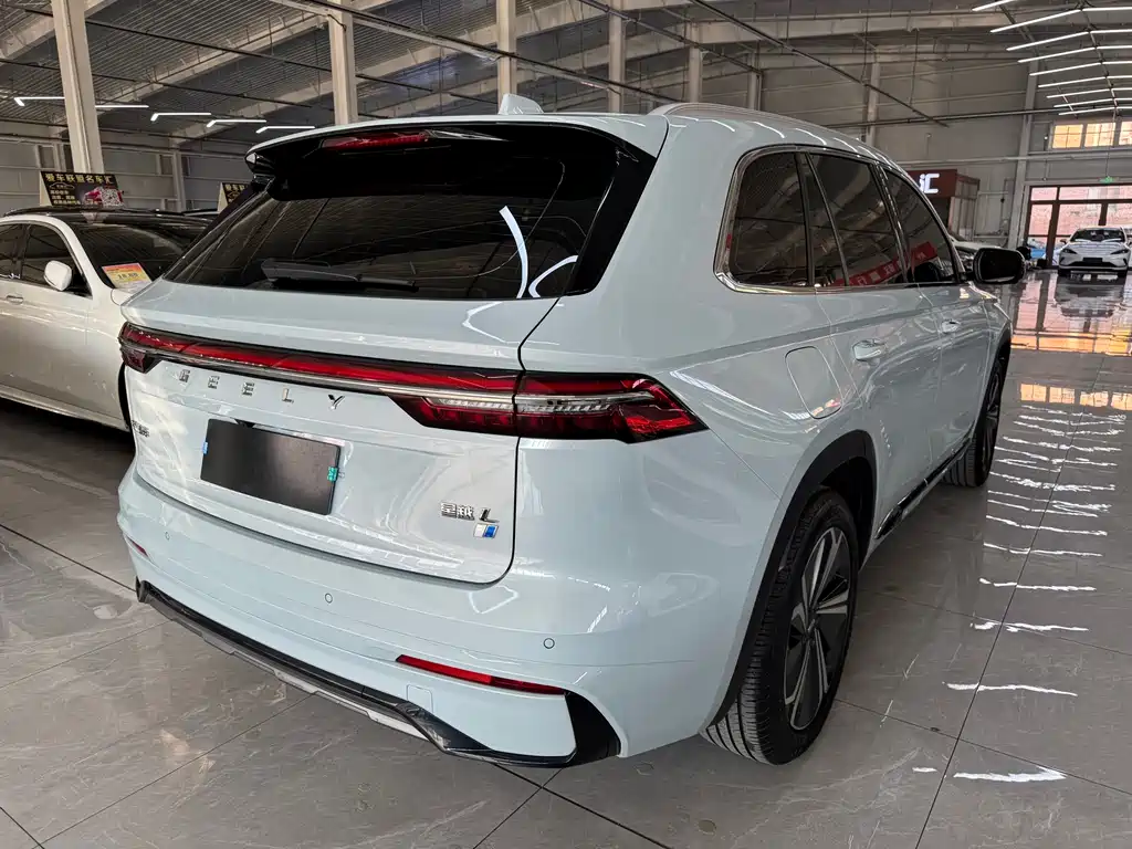 Geely Auto Xingyue L 2022 1.5T Raython Hi·F Hybrid Super Swift 2022 - thumbnail 4