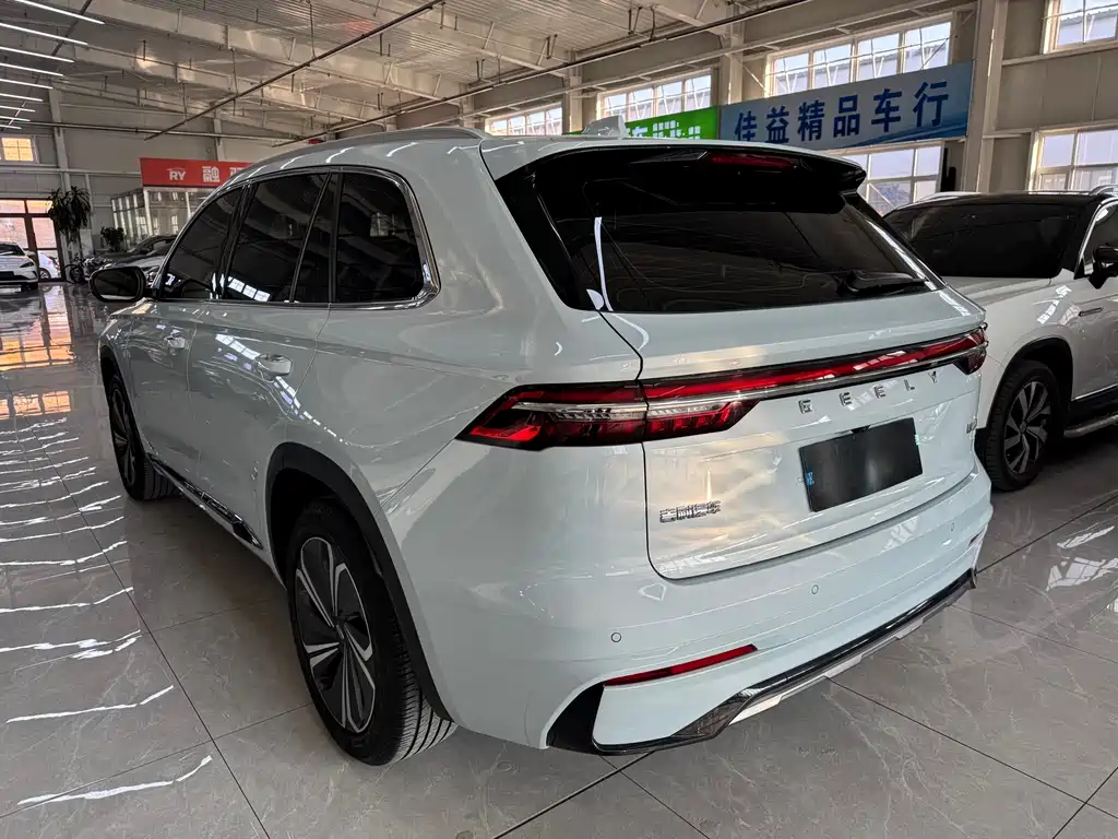 Geely Auto Xingyue L 2022 1.5T Raython Hi·F Hybrid Super Swift 2022 - thumbnail 6