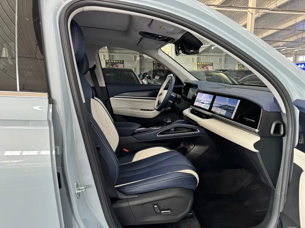 Geely Auto Xingyue L 2022 1.5T Raython Hi·F Hybrid Super Swift 2022 - thumbnail 15