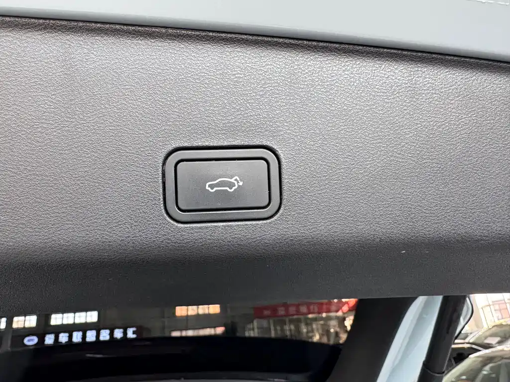 Geely Auto Xingyue L 2022 1.5T Raython Hi·F Hybrid Super Swift 2022 - thumbnail 19