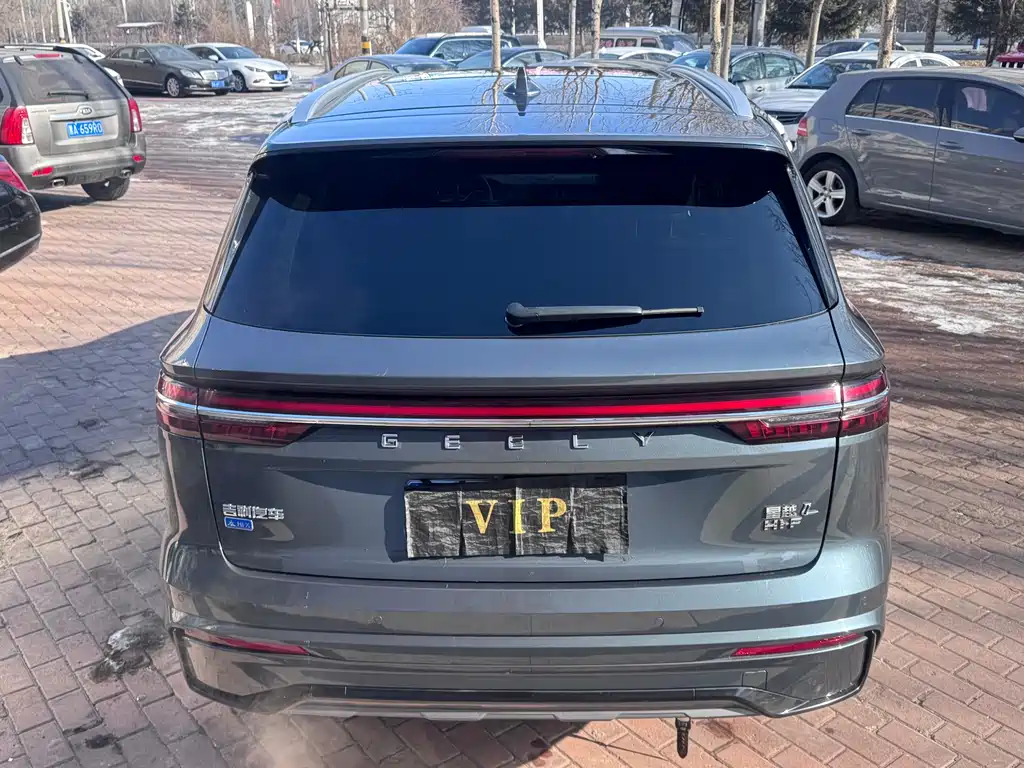 Geely Auto Xingyue L 2022 1.5T Leishen Hi·F Hybrid Super Swift 2023 - thumbnail 4