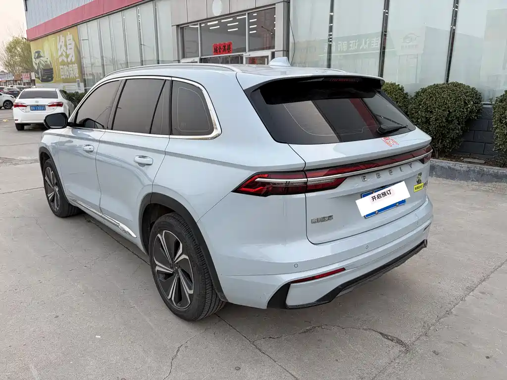 Geely Auto Xingyue L 2022 1.5T Raython Hi·F Hybrid Super Swift 2023 - thumbnail 9