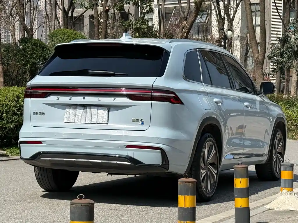 Geely Auto Xingyue L 2022 1.5T Leishen Hi·F Hybrid Super Rui 2022 - thumbnail 6