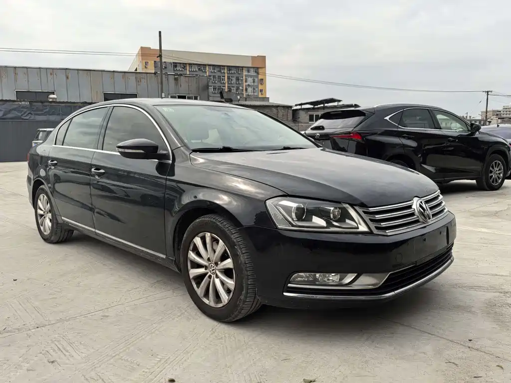 Volkswagen Volkswagen Magotan 2013 1.8TSI Luxury Edition 2013 - thumbnail 3