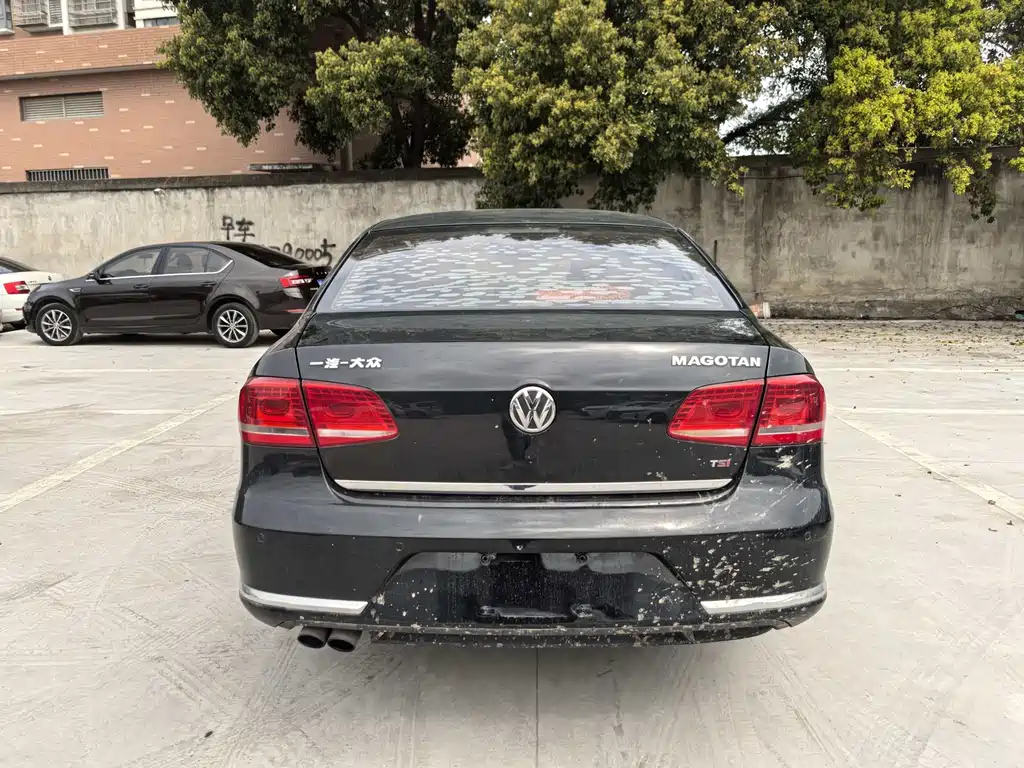 Volkswagen Volkswagen Magotan 2013 1.8TSI Luxury Edition 2013 - thumbnail 5