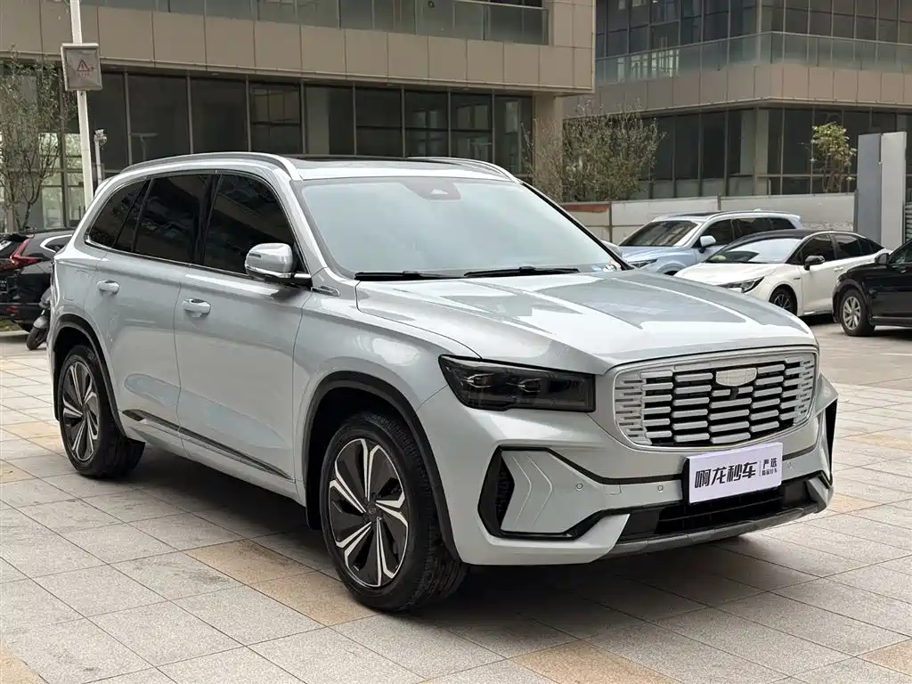 Geely Auto Xingyue L 2022 1.5T Raython Hi·F Hybrid Version Super Rui 2022 - thumbnail 5
