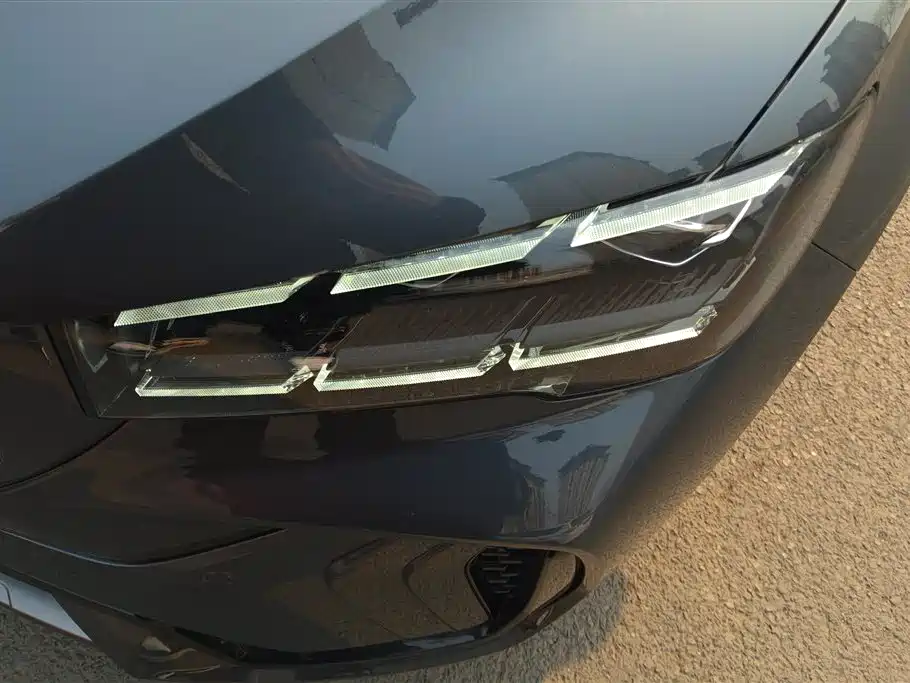 Geely Auto Xingyue L 2022 1.5T Raython Hi·F Hybrid Version Super Rui 2022 - thumbnail 5