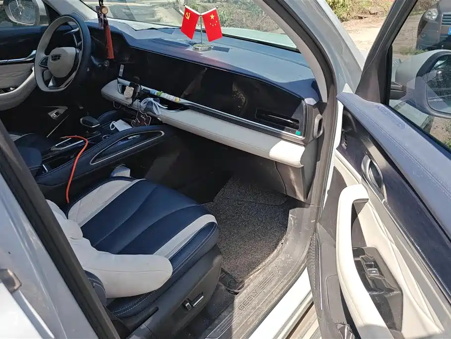 Geely Auto Xingyue L 2022 1.5T Raython Hi·F Hybrid Version Super Swift 2022 - thumbnail 8