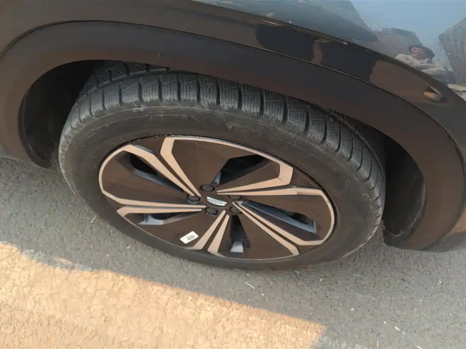Geely Auto Xingyue L 2022 1.5T Raython Hi·F Hybrid Version Super Rui 2022 - thumbnail 6