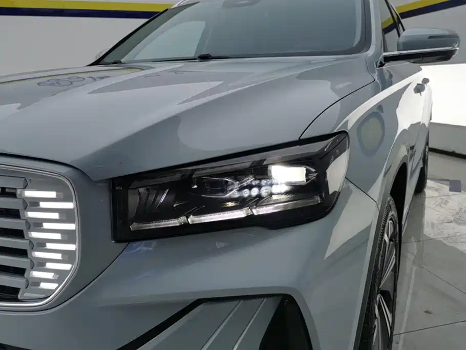 Geely Auto Xingyue L 2022 1.5T Raython Hi·F Hybrid Version Super Rui 2022 - thumbnail 4