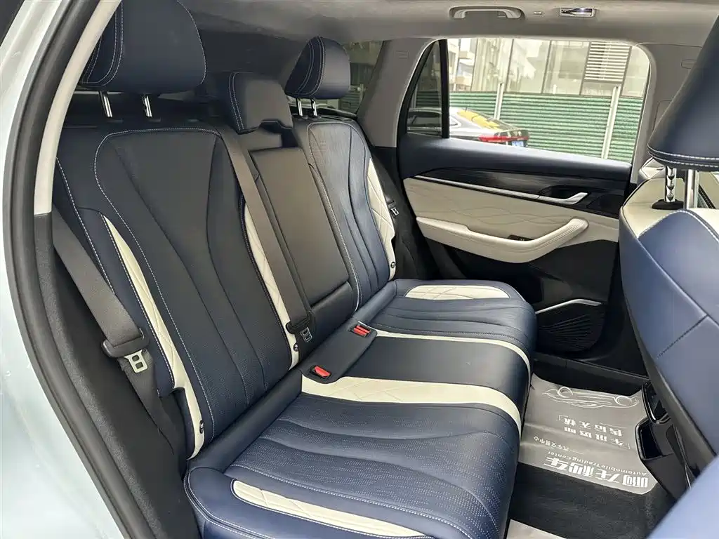 Geely Auto Xingyue L 2022 1.5T Raython Hi·F Hybrid Version Super Rui 2022 - thumbnail 13