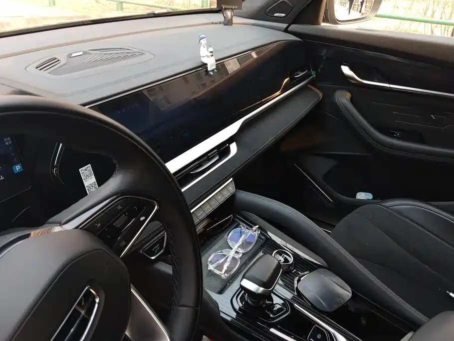Geely Auto Xingyue L 2022 1.5T Raython Hi·F Hybrid Version Super Rui 2022 - thumbnail 13