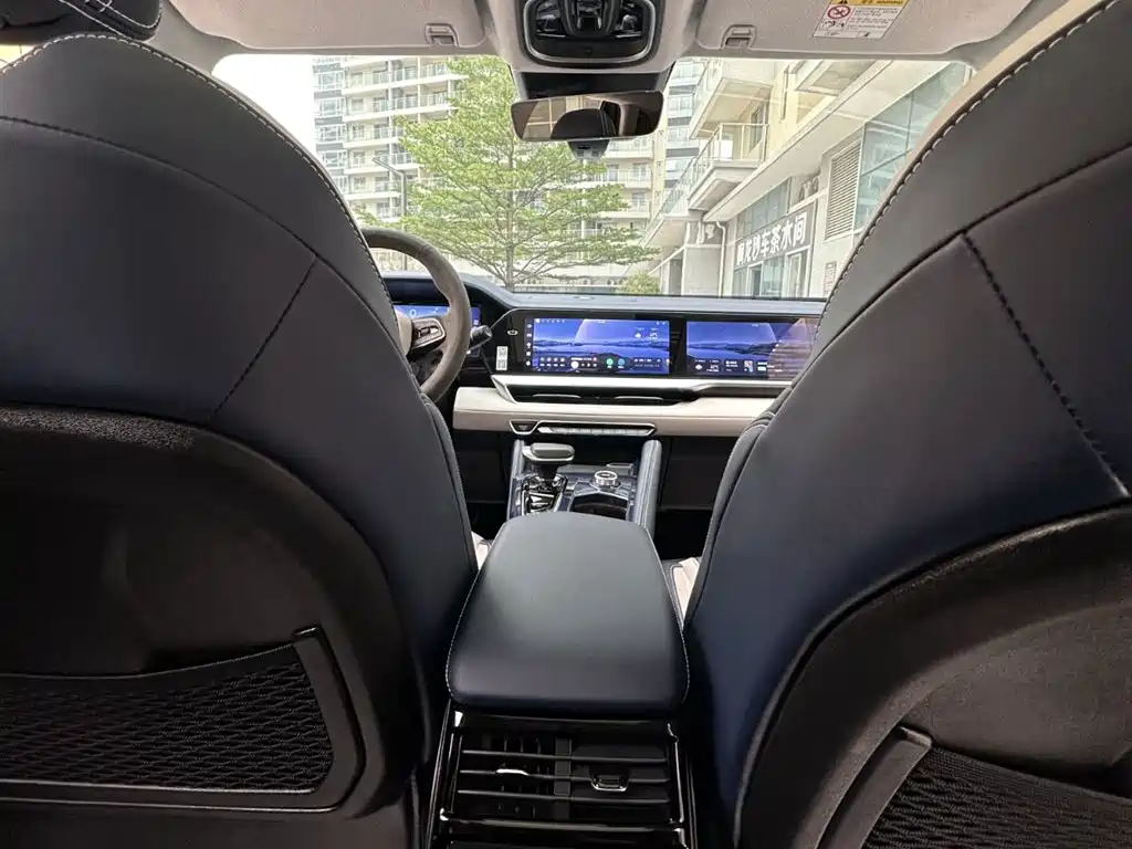 Geely Auto Xingyue L 2022 1.5T Raython Hi·F Hybrid Version Super Rui 2022 - thumbnail 17