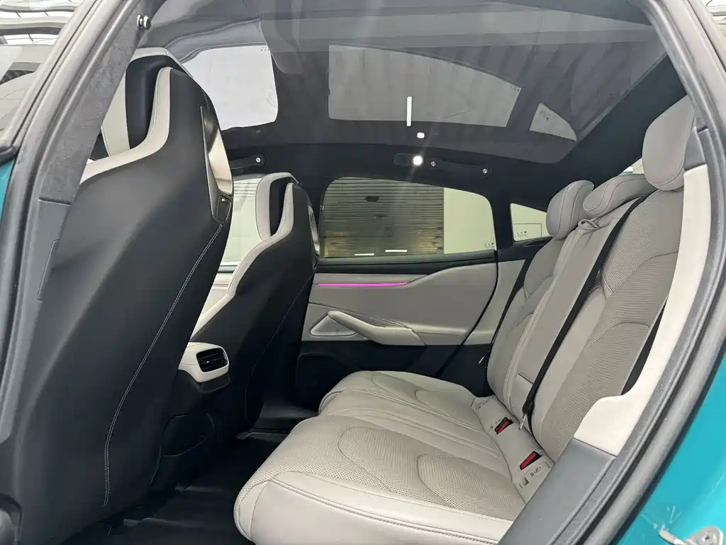 Xiaomi Auto Xiaomi SU7 2024 AWD Ultra-Long Range High-End Intelligent Driving Max Edition 2024 - thumbnail 15