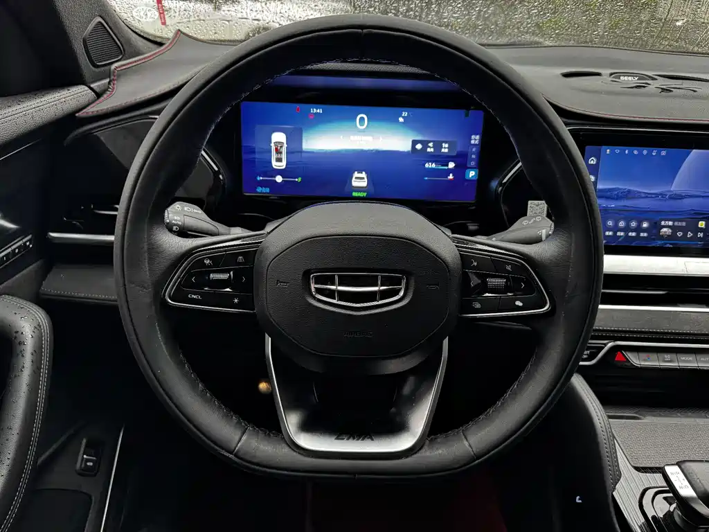 Geely Auto Xingyue L 2022 1.5T Raython Hi·F Hybrid Version Super Swift 2022 - thumbnail 11
