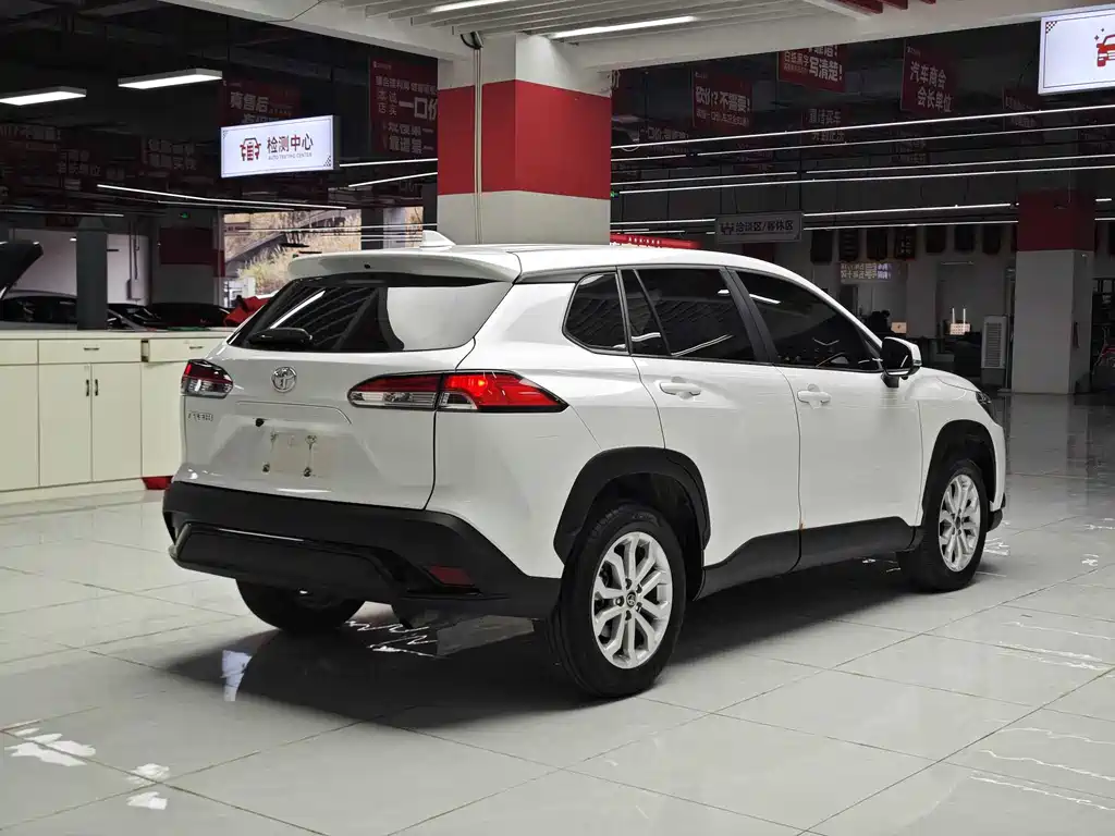 Toyota Toyota Corolla Cross 2022 2.0L CVT Leading Edition 2023 - thumbnail 3