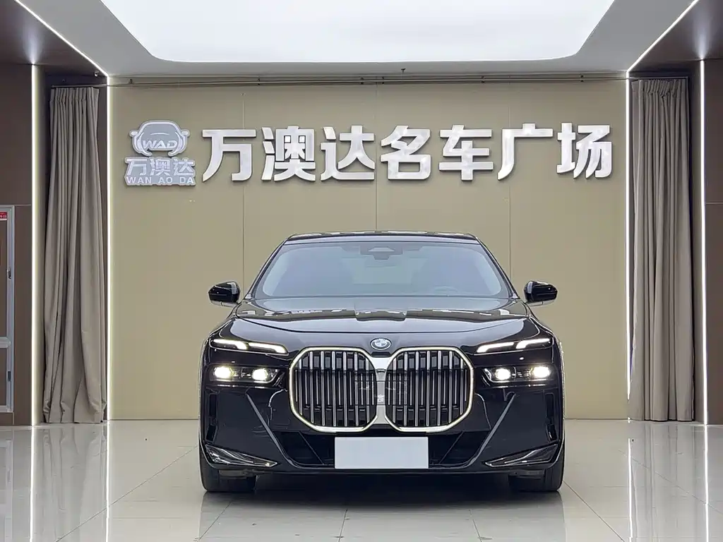BMW BMW 7 Series 2023 735Li M Sport Package 2024 - thumbnail 2