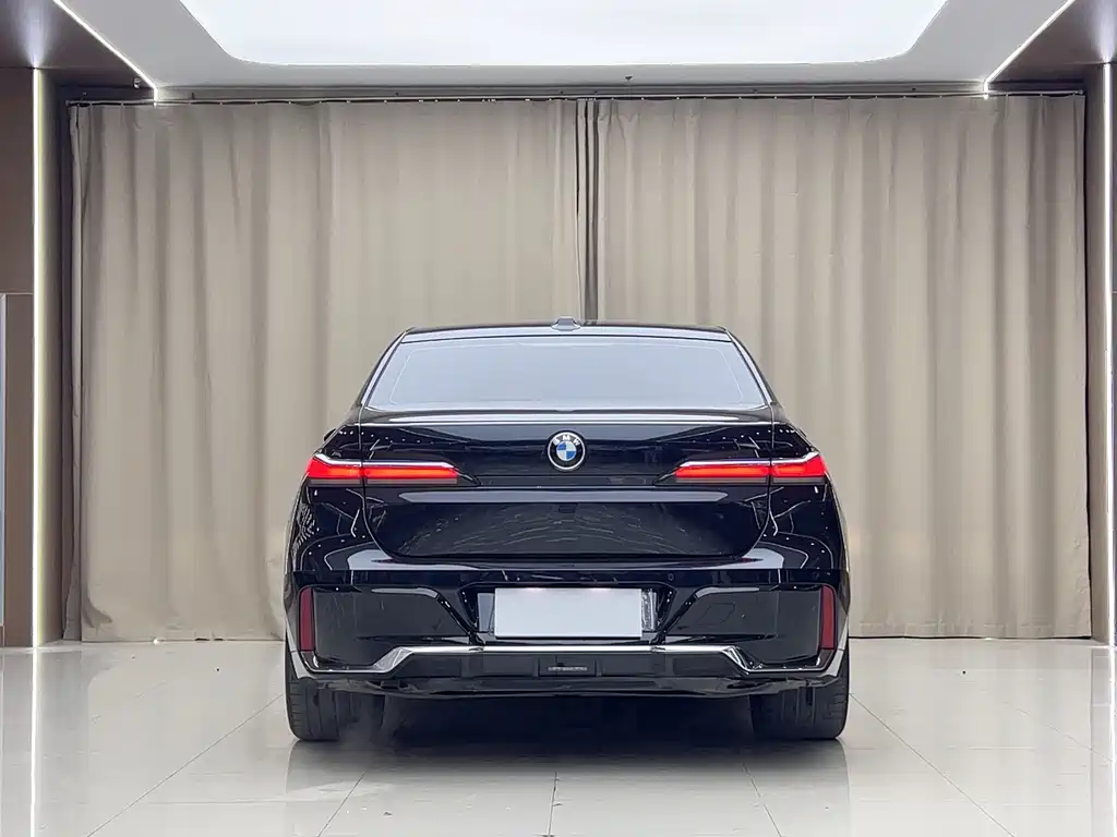 BMW BMW 7 Series 2023 735Li M Sport Package 2024 - thumbnail 20
