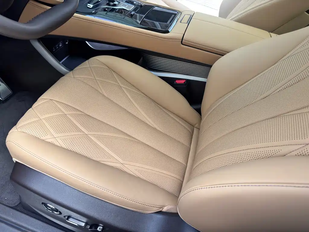 Denza DENZA D9 2025 DM-i Intelligent Driving Edition 1020 AWD Premium 2025 - thumbnail 15