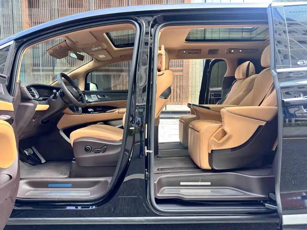 Denza DENZA D9 2025 DM-i Intelligent Driving Edition 1020 AWD Premium 2025 - thumbnail 20
