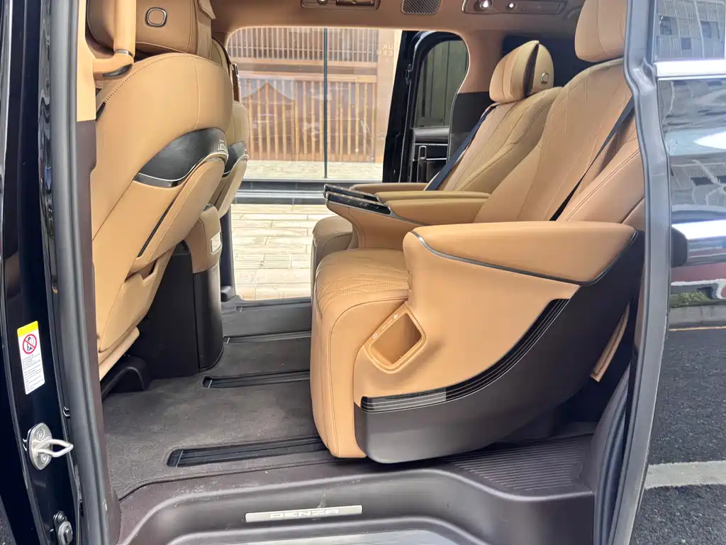 Denza DENZA D9 2025 DM-i Intelligent Driving Edition 1020 AWD Premium 2025 - thumbnail 21