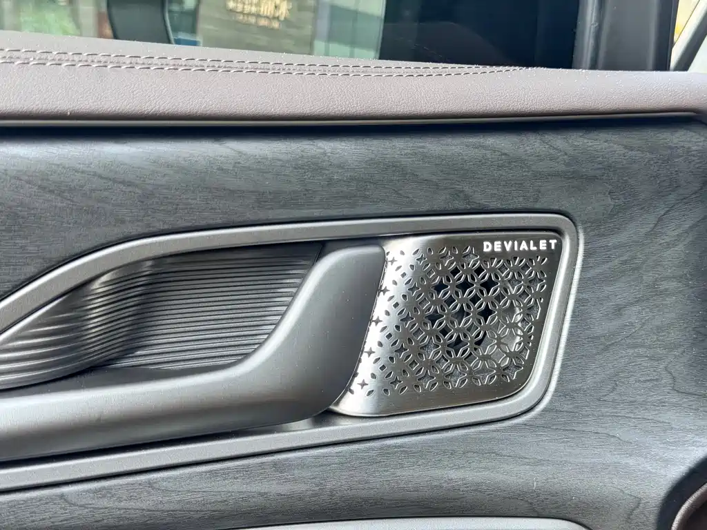 Denza DENZA D9 2025 DM-i Intelligent Driving Edition 1020 AWD Premium 2025 - thumbnail 27