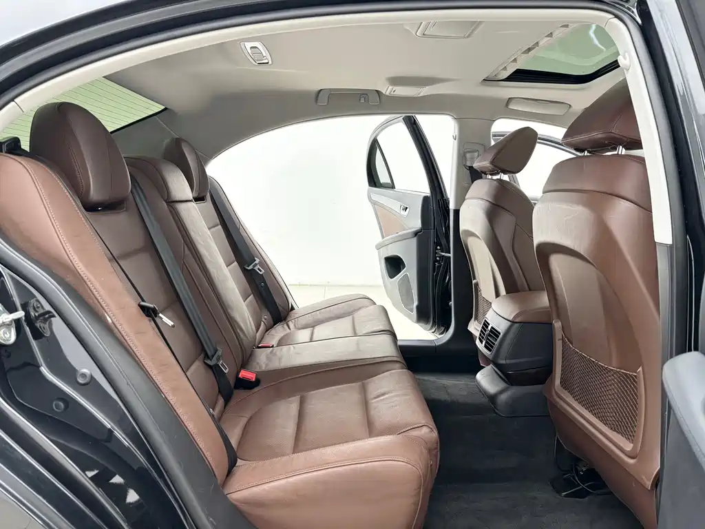 Hongqi Hongqi H7 2017 2.0T Luxury Edition 2016 - thumbnail 10