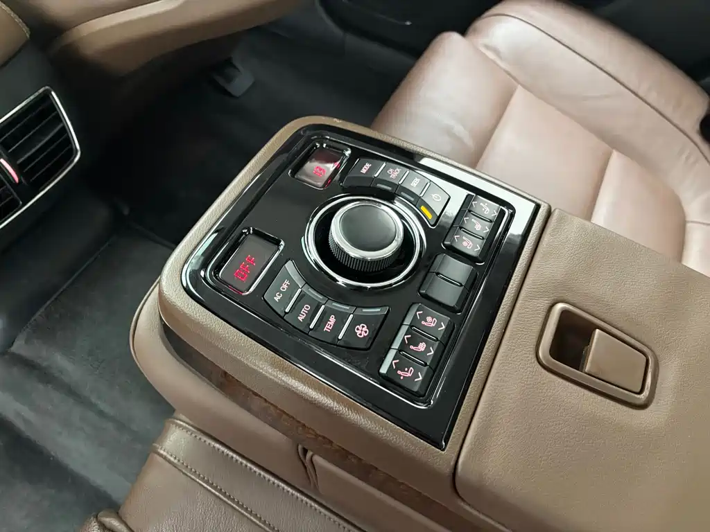 Hongqi Hongqi H7 2017 2.0T Luxury Edition 2016 - thumbnail 17