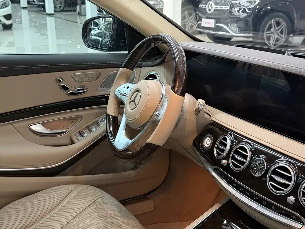Mercedes-Benz Maybach S-Class 2018 S 450 4MATIC 2018 - thumbnail 17