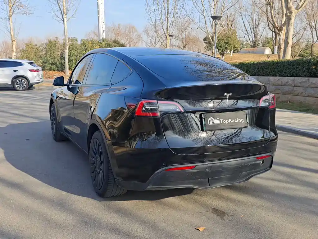 Tesla Model Y 2023 Rear-Wheel Drive 2023 - thumbnail 7