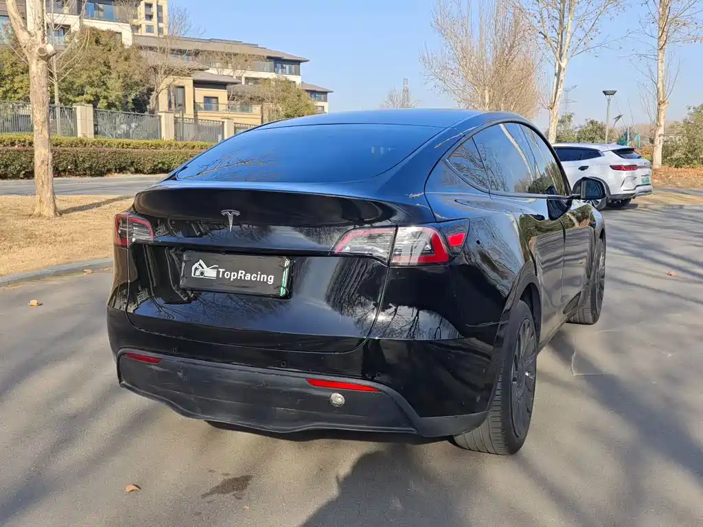 Tesla Model Y 2023 Rear-Wheel Drive 2023 - thumbnail 9