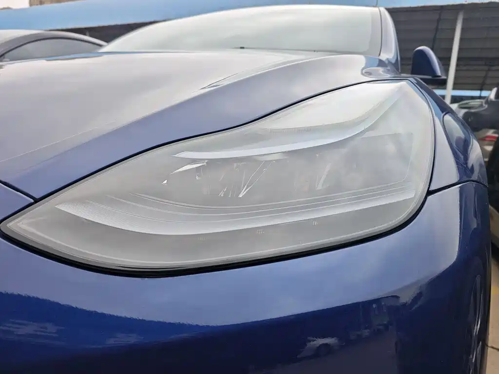 Tesla Model Y 2022 Rear-Wheel Drive Version 2022 - thumbnail 10