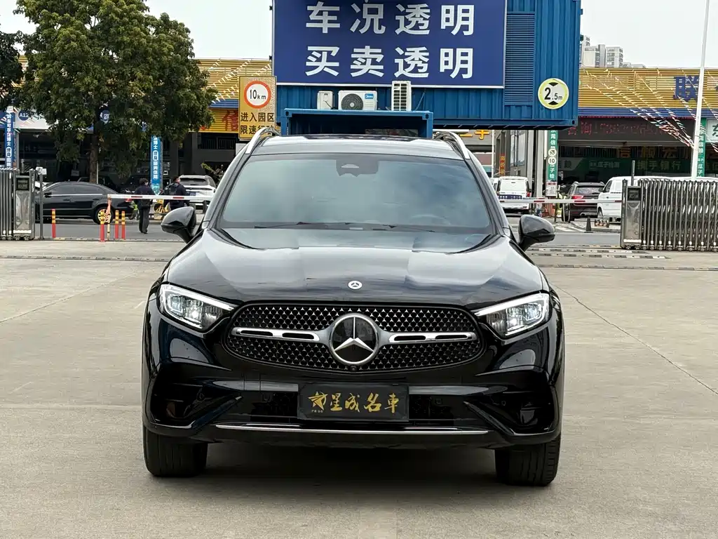 Mercedes-Benz Mercedes-Benz GLC 2024 GLC 300 L 4MATIC Dynamic Model 5-Seat 2024 - thumbnail 2